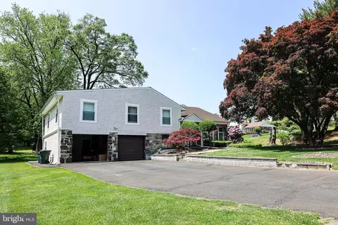 468 Wingate Rd, Huntingdon Valley, PA 19006