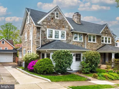 722 Stradone Rd, Bala Cynwyd, PA 19004