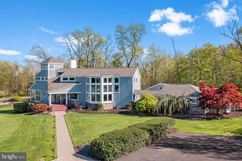 39 Sugar Hill Dr, Telford, PA 18969