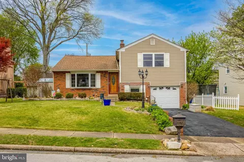 337 Heathcliffe Rd, Huntingdon Valley, PA 19006