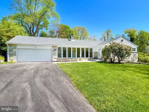 8101 Newbold Ln, Glenside, PA 19038