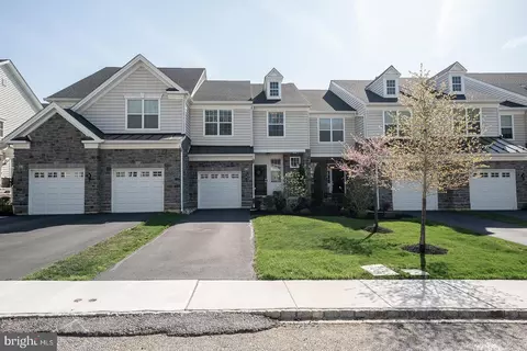 2087 Julia Dr, Conshohocken, PA 19428
