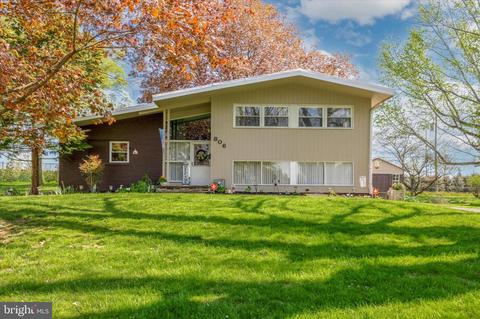 806 Fraser Rd, Erdenheim, PA 19038