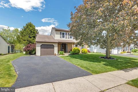 41 Downey Dr, Horsham, PA 19044