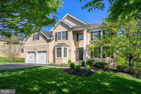220 Rivercrest Dr, Phoenixville, PA 19460