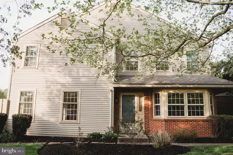 248 Towyn Ct, Ambler, PA 19002