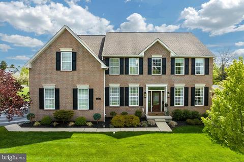 111 Bradford Dr, Schwenksville, PA 19473
