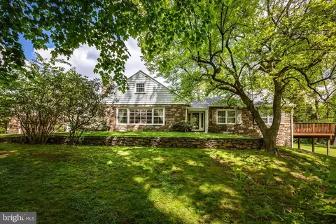 21 Sandringham Rd, Bala Cynwyd, PA 19004