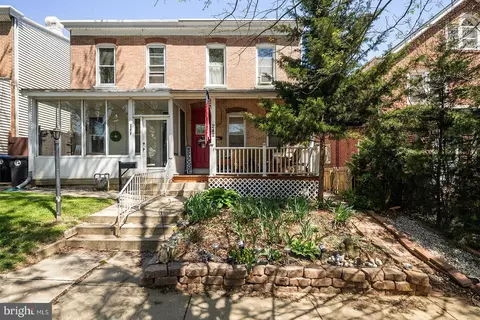 242 E 8th Ave, Conshohocken, PA 19428