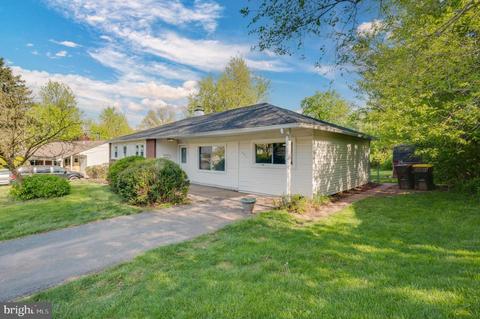 3123 Stoney Creek Rd, Norristown, PA 19401
