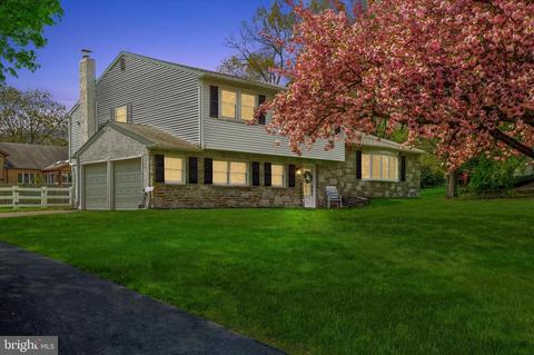 304 Pheasant Dr, Huntingdon Valley, PA 19006