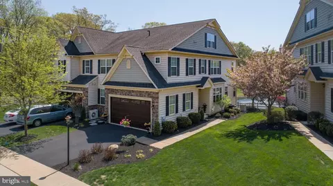 364 Newbury Ct, North Wales, PA 19454
