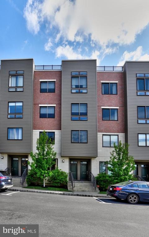 403 Lakeview Court #7 LOWER, King Of Prussia, PA 19406
