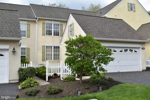 1136 Harrogate Way, Ambler, PA 19002