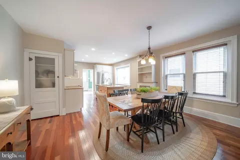 122 E 9th Ave, Conshohocken, PA 19428