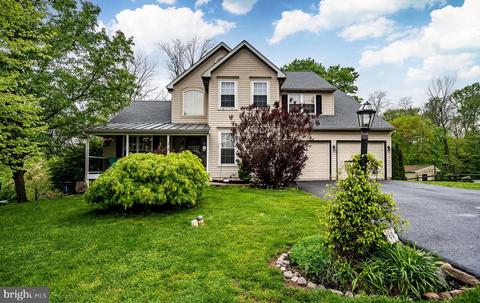 60 Gristmill Ln, Royersford, PA 19468