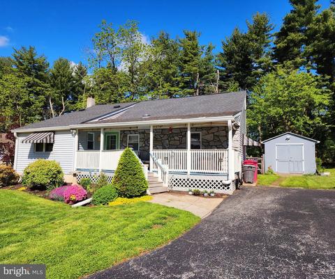 303 Lauman Ave, Norristown, PA 19403