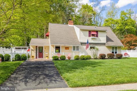 8613 Patton Rd, Wyndmoor, PA 19038