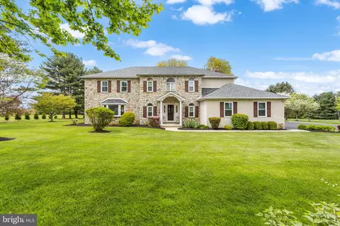 1610 Shefley Ln, Collegeville, PA 19426