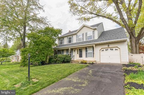 435 Edgewood Dr, Ambler, PA 19002
