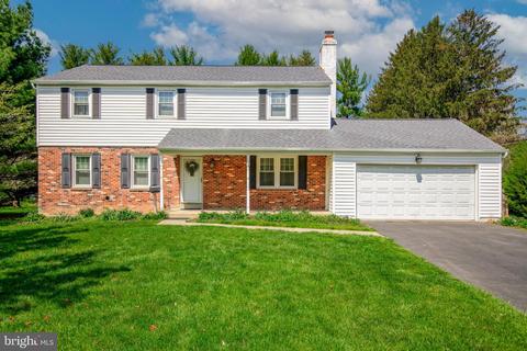 2105 Hemlock Rd, Norristown, PA 19403