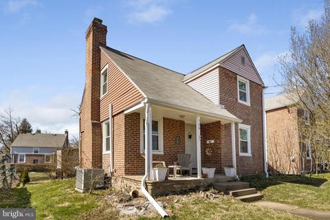 720 N York Rd, Willow Grove, PA 19090