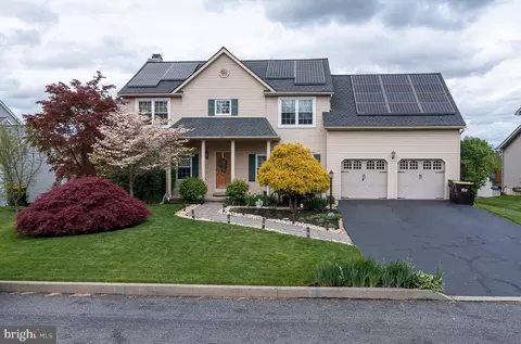 633 Charles Dr, Gilbertsville, PA 19525
