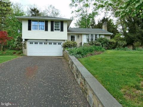 22 Detweiler Ln, Ambler, PA 19002