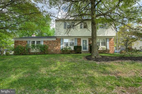 71 E Church Ave, Telford, PA 18969