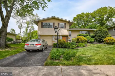 210 Kings Rd, Plymouth Meeting, PA 19462
