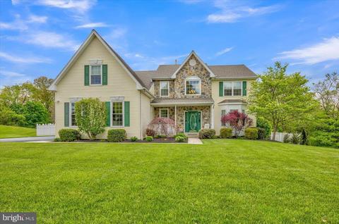 192 Joan Dr, Trappe, PA 19426