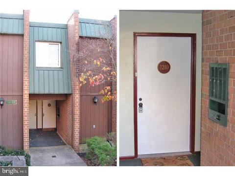 1210 Meadowview Ln, Mont Clare, PA 19453