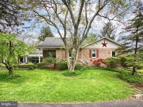120 Zieglerville Rd, Schwenksville, PA 19473