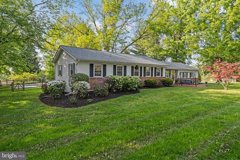 487 Fruit Farm Rd, Royersford, PA 19468