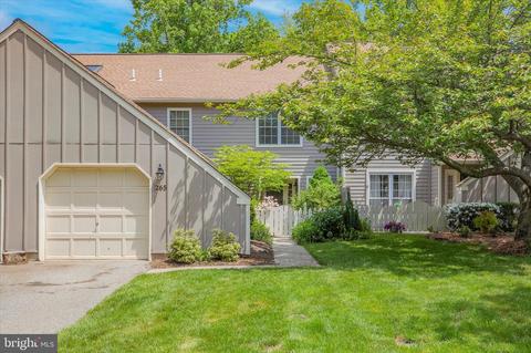 265 Tulip Tree Ct, Blue Bell, PA 19422