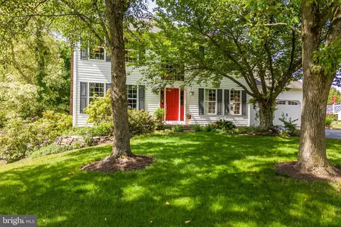 107 Quince Dr, Telford, PA 18969
