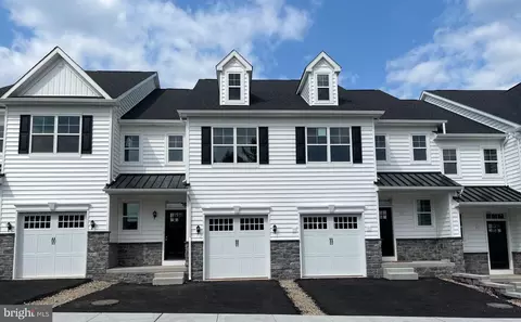102 Arch Way Lot #LOT 3, East Norriton, PA 19401