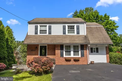 2512 Pine Rd, Huntingdon Valley, PA 19006