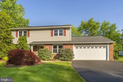 1782 Cindy Ln, Hatfield, PA 19440