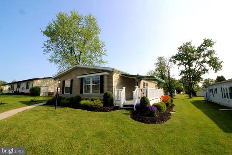 609 Robin Pl, North Wales, PA 19454