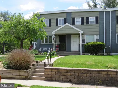 1000 Tremont Dr, Lansdale, PA 19446