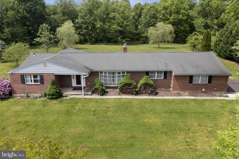 399 Falcon Rd, Eagleville, PA 19403