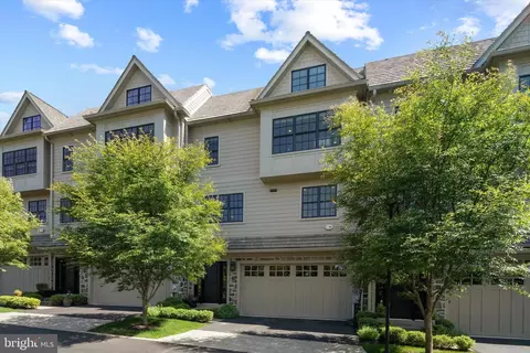 10 Overlea, Erdenheim, PA 19038