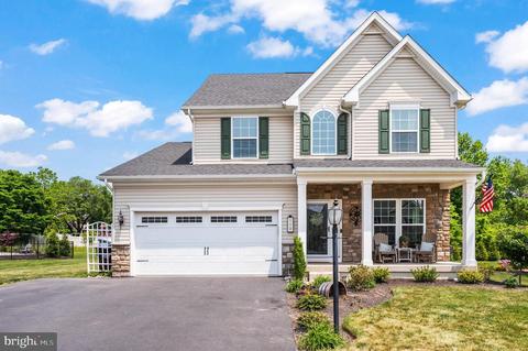 113 Tallowood Dr, Pottstown, PA 19464