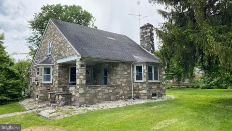 1850 W Marshall St, Jeffersonville, PA 19403