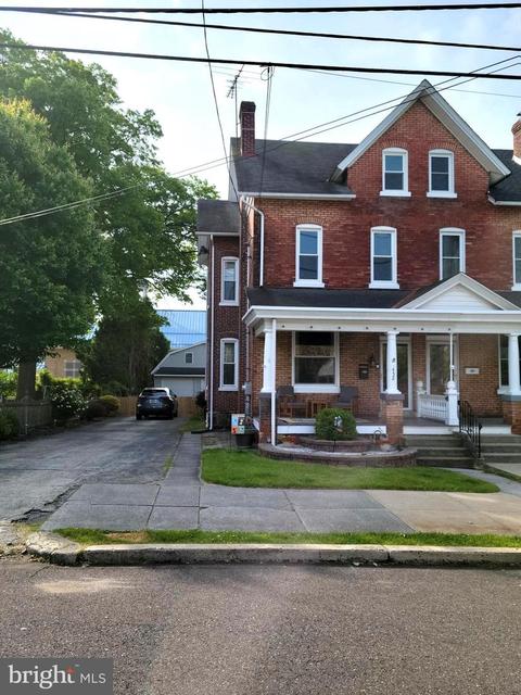 452 Washington St, Royersford, PA 19468