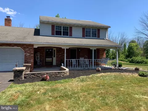 2509 Kutztown Rd, Pennsburg, PA 18073