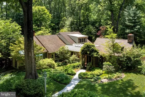 7290 Mill Spring Dr, Ambler, PA 19002