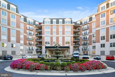 190 Presidential Blvd #PH1, Bala Cynwyd, PA 19004