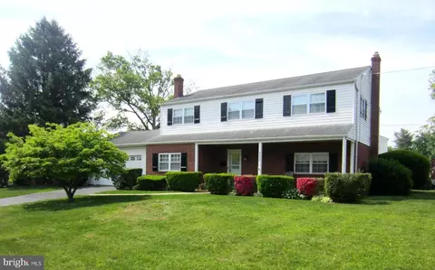 332 Brighton Rd, Plymouth Meeting, PA 19462
